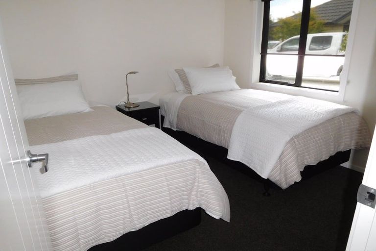 Photo of property in 8 Isobel Hodgson Drive, Cambridge, 3434