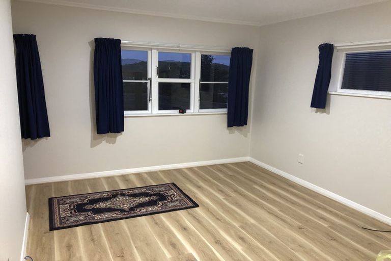 Photo of property in 42 Farnham Street, Mornington, Wellington, 6021