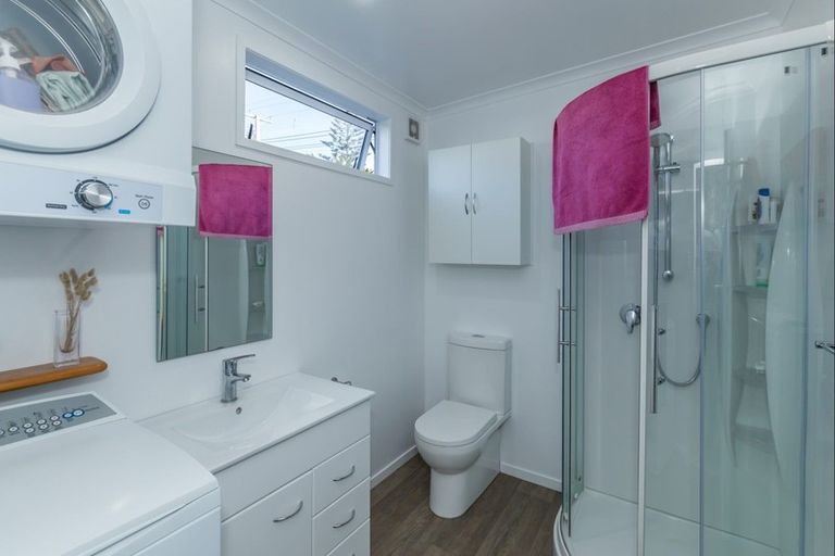 Photo of property in 1/2 Himatangi Street, Himatangi Beach, Foxton, 4891