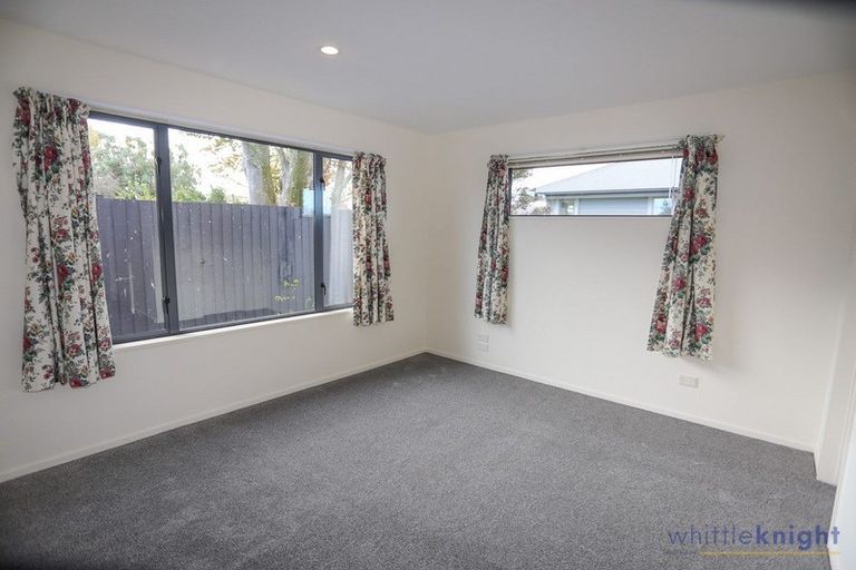 Photo of property in 124a Halswell Junction Road, Halswell, Christchurch, 8025