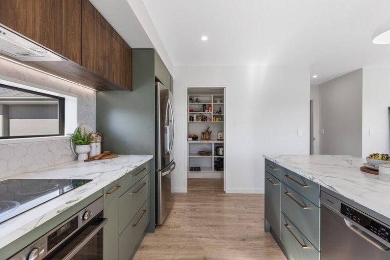 Photo of property in 150 Dunns Crossing Road, Rolleston, 7614