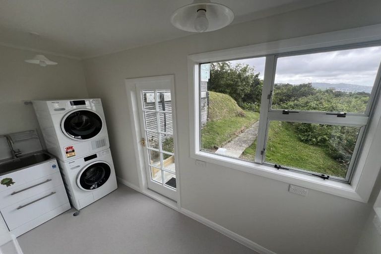 Photo of property in 38a Connaught Terrace, Brooklyn, Wellington, 6021