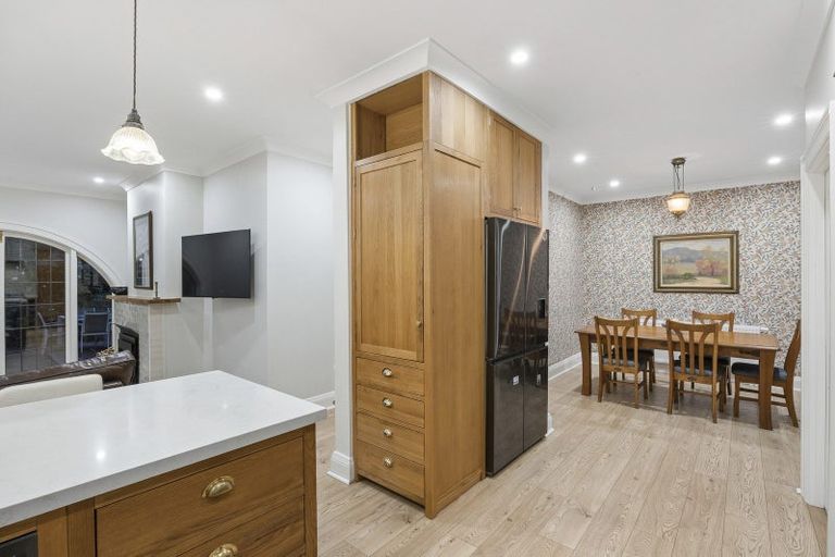 Photo of property in 27 Sandringham Street, Saint Clair, Dunedin, 9012