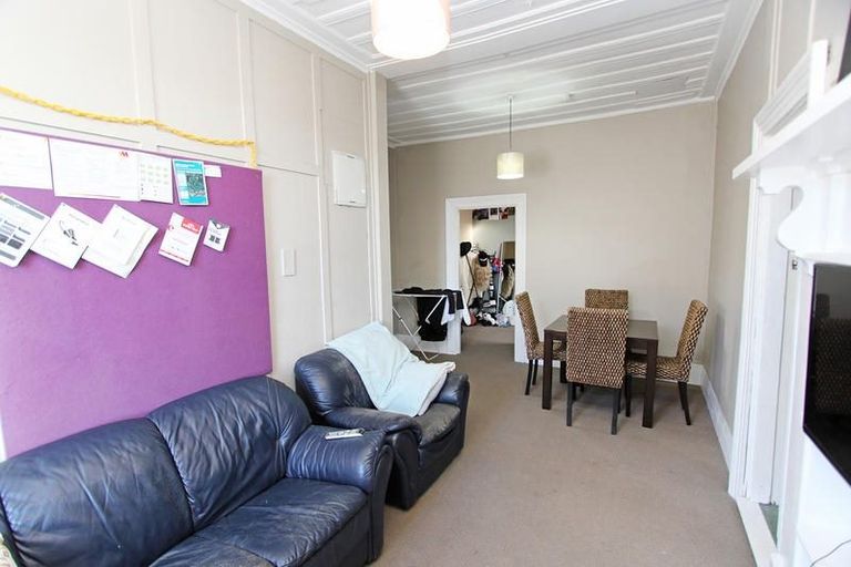 Photo of property in 17 Warrender Street, North Dunedin, Dunedin, 9016