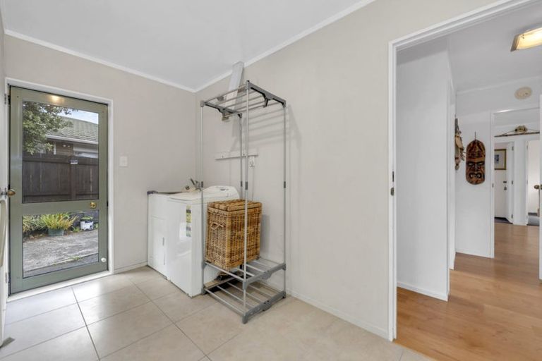 Photo of property in 220 Te Irirangi Drive, Flat Bush, Auckland, 2019