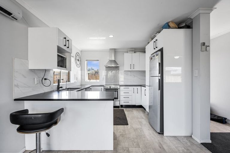 Photo of property in 20 Lisa Place, Brookfield, Tauranga, 3110