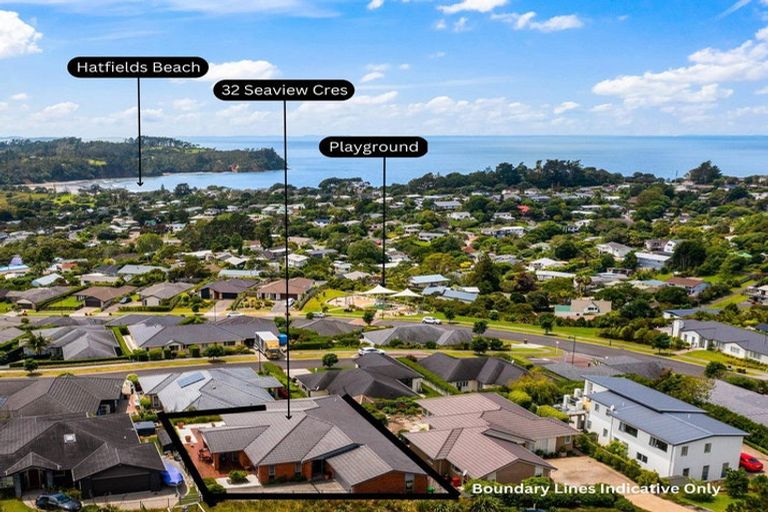 Photo of property in 32 Seaview Crescent, Hatfields Beach, Orewa, 0931
