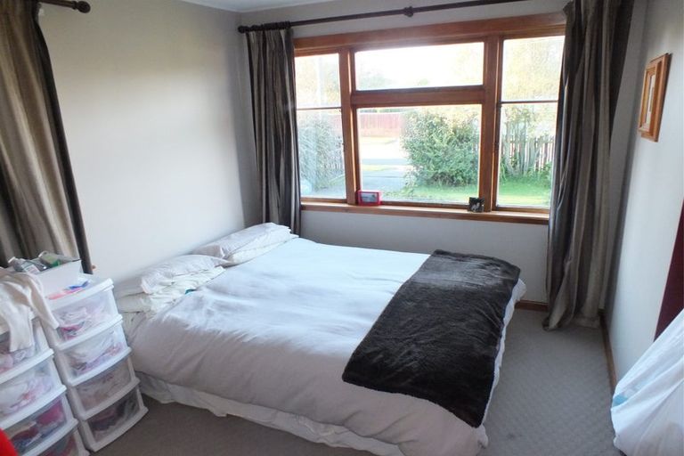 Photo of property in 3 Colac Street, Avondale, Christchurch, 8061