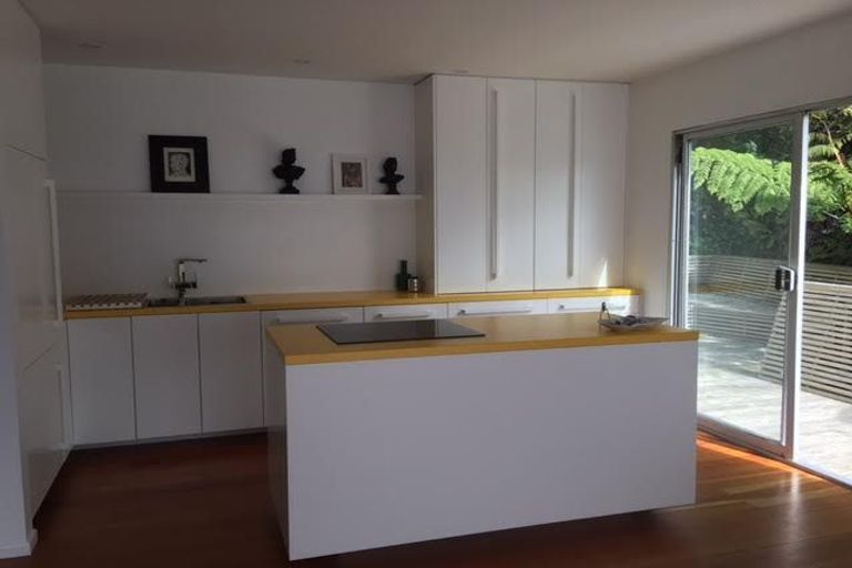 Photo of property in 135 Mairangi Road, Wilton, Wellington, 6012