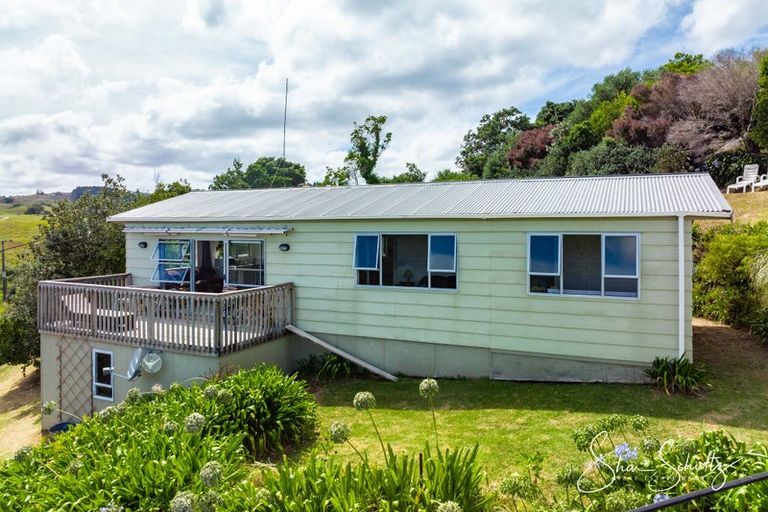 Photo of property in 1111 Whakapirau Road, Whakapirau, Maungaturoto, 0583