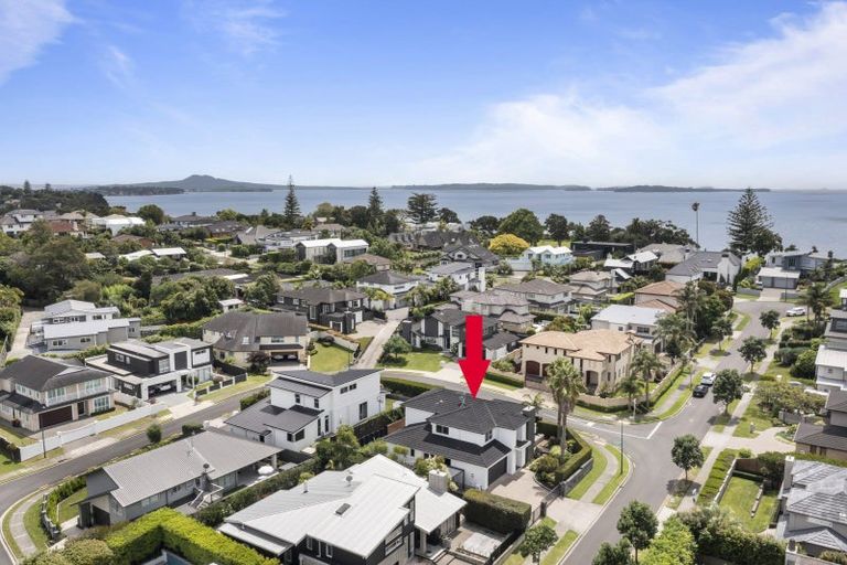 Photo of property in 14 Tranquility Rise, Mellons Bay, Auckland, 2014