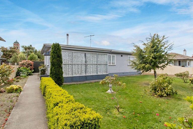 Photo of property in 7 Rugby Street, Waimate, 7924