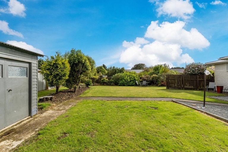 Photo of property in 114 Ruru Avenue, Otatara, Invercargill, 9879