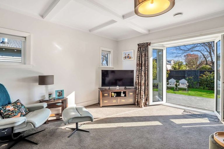 Photo of property in 1/12 Moana Street, Somerfield, Christchurch, 8024