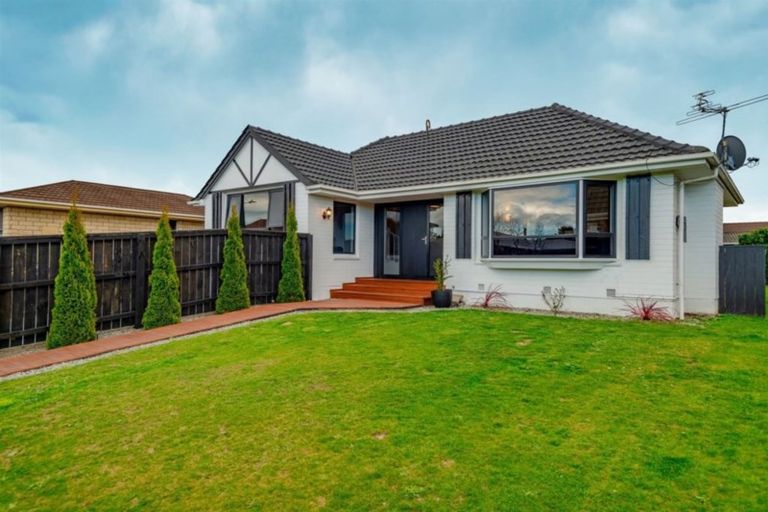 Photo of property in 53 Kimberley Street, Casebrook, Christchurch, 8051