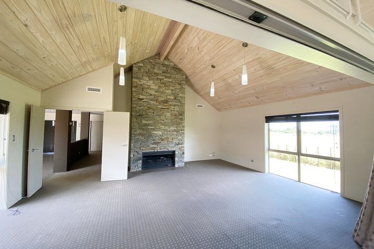 Photo of property in 67 Old Barn Road, Opaheke, Papakura, 2584