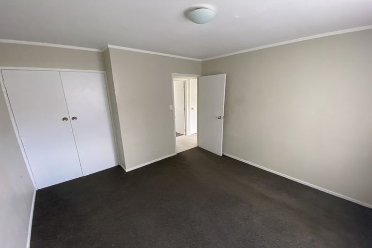 Photo of property in 1/92 Kenderdine Road, Papatoetoe, Auckland, 2025