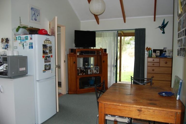 Photo of property in 145 Ararimu Valley Road, Helensville, Waimauku, 0882