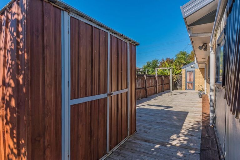 Photo of property in 111 Pooks Road, Ranui, Auckland, 0612