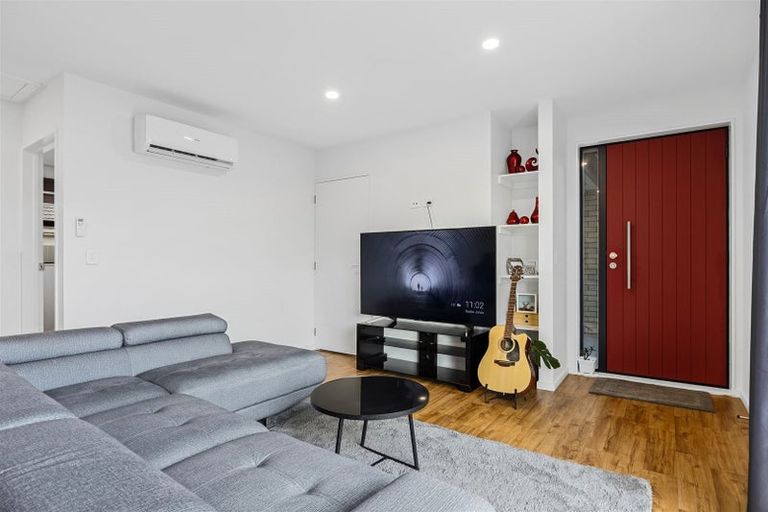 Photo of property in 393b Linwood Avenue, Bromley, Christchurch, 8062