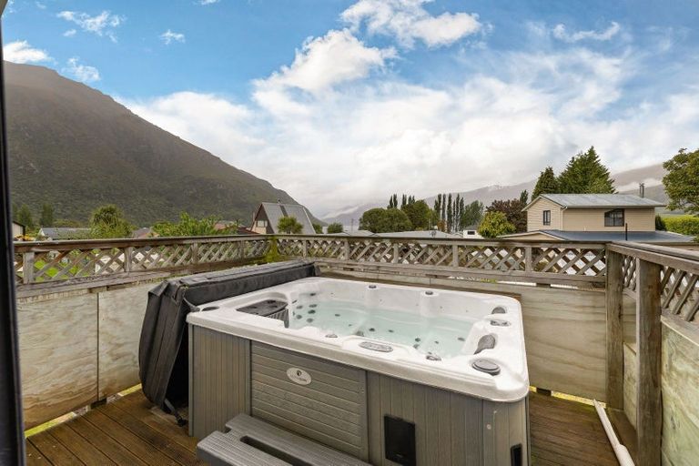 Photo of property in 27 Oxford Street, Kingston, Athol, 9793