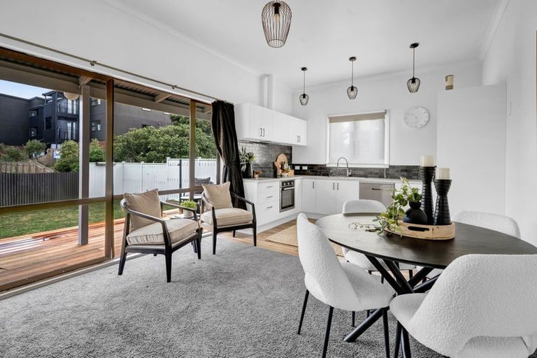 Photo of property in 61 Lemon Street, New Plymouth, 4310