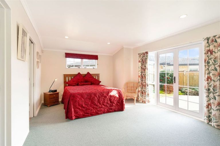 Photo of property in 3 Harry Shaw Way, Raumati South, Paraparaumu, 5032