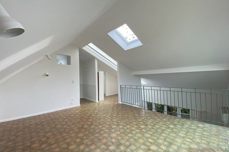 Photo of property in 2a Seaforth Avenue, Mangere Bridge, Auckland, 2022