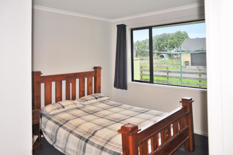 Photo of property in 177 Sandspit Road, Shelly Park, Auckland, 2014