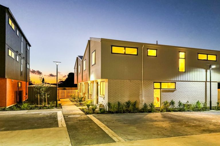 Photo of property in 1/46 Normandy Place, Henderson, Auckland, 0610