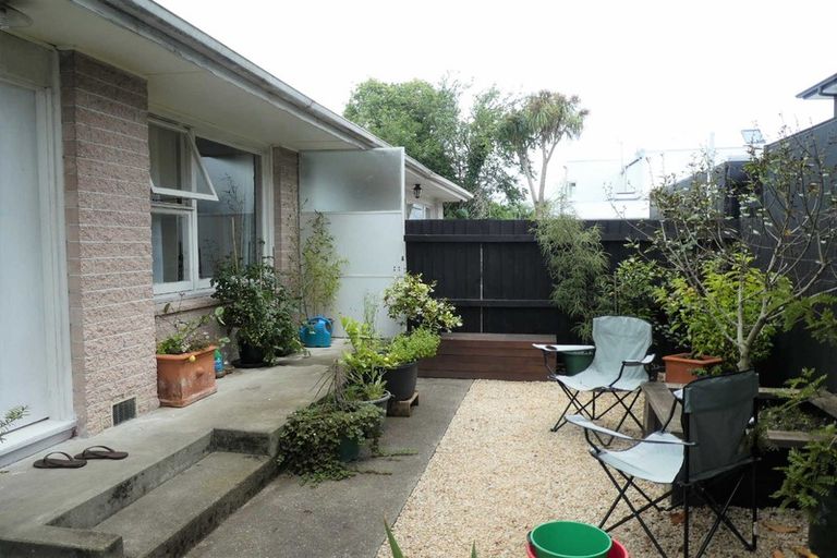 Photo of property in 2/133 Bristol Street, St Albans, Christchurch, 8014