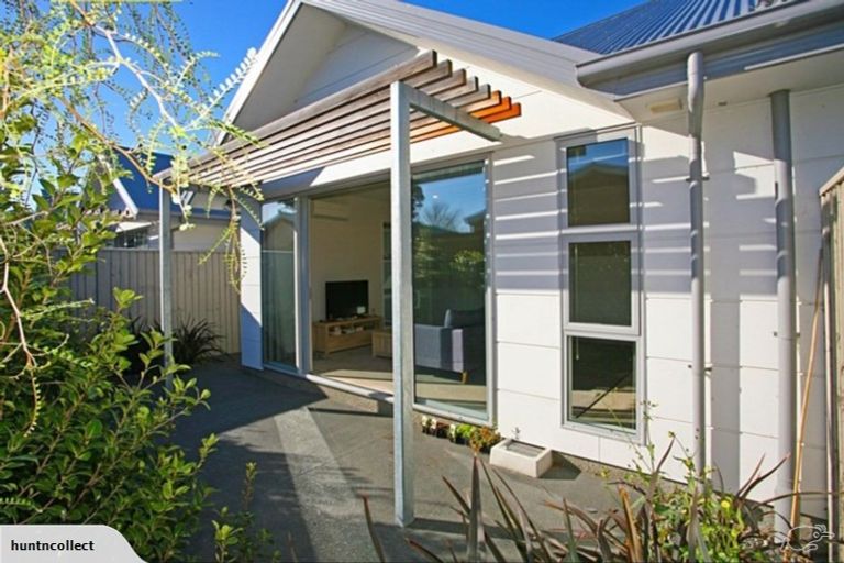 Photo of property in 11g Clarence Street South, Addington, Christchurch, 8024