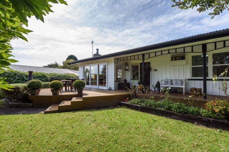 Photo of property in 30 Leinster Avenue, Raumati South, Paraparaumu, 5032