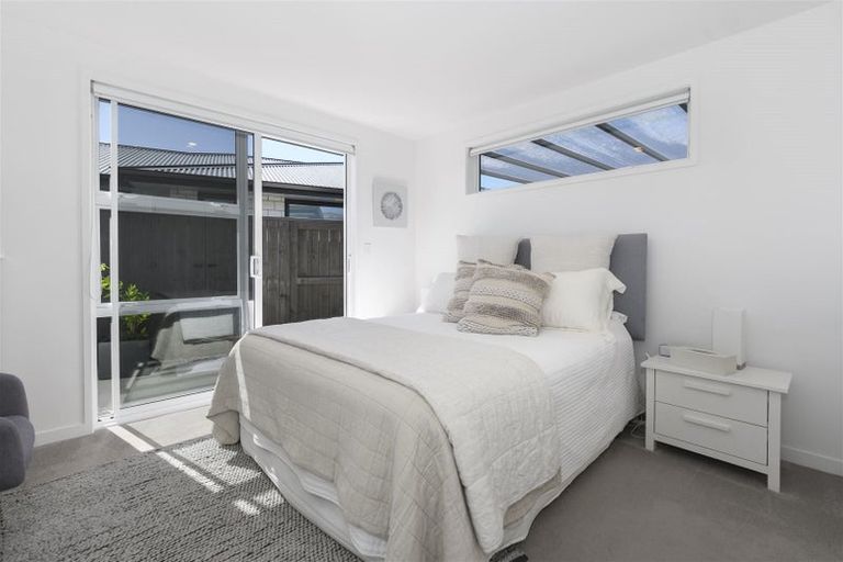 Photo of property in 39 Kotiate Street, Papamoa Beach, Papamoa, 3118