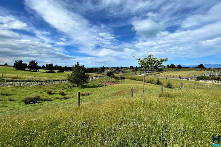 Photo of property in 64 Westmere Drive, Tasman, Upper Moutere, 7173