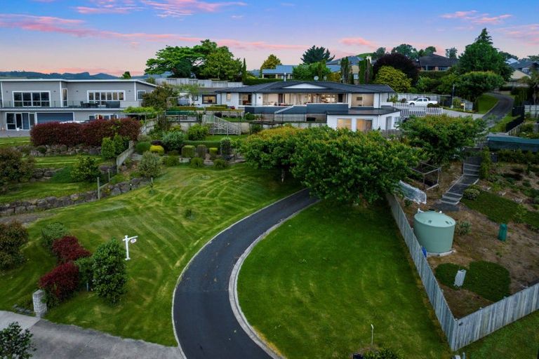 Photo of property in 60 Adler Drive, Ohauiti, Tauranga, 3112