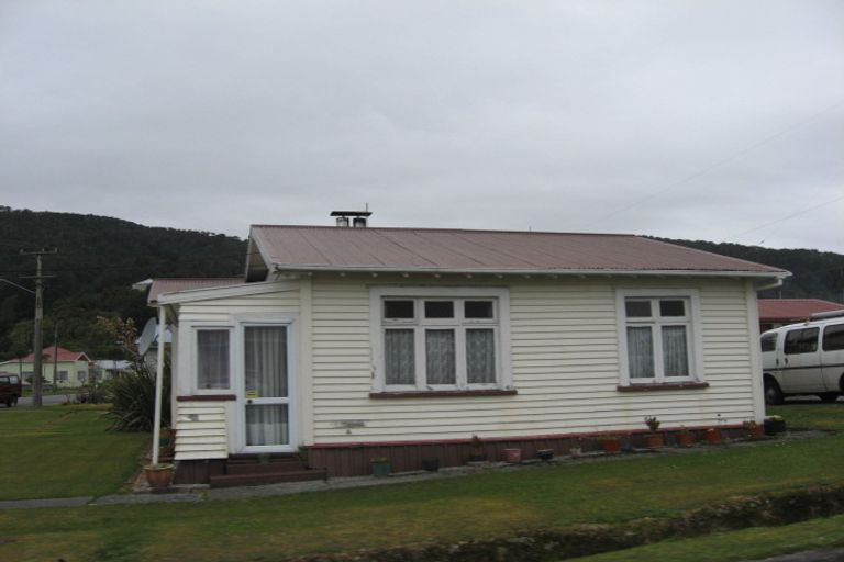 Photo of property in 21 Macdougall Avenue, Dunollie, Runanga, 7803