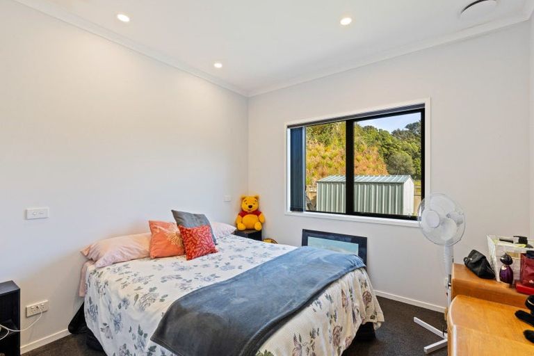 Photo of property in 23d Heta Road, Highlands Park, New Plymouth, 4312