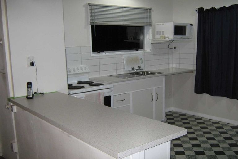 Photo of property in 2/28 Taramea Place, Addington, Christchurch, 8024