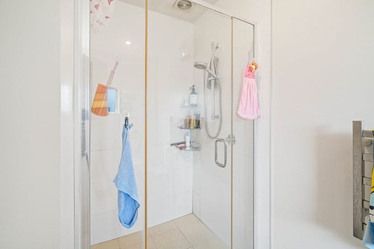 Photo of property in 24 Dinton Street, Russley, Christchurch, 8042