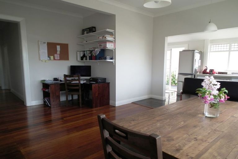 Photo of property in 79 Tees Street, South Hill, Oamaru, 9400