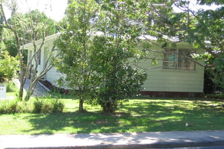 Photo of property in 47 Awaruku Road, Torbay, Auckland, 0630