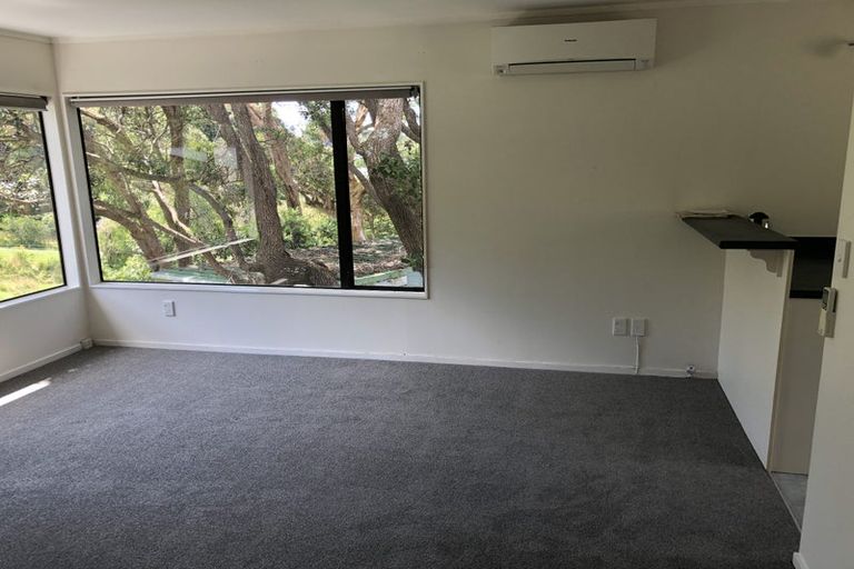 Photo of property in 26a Rhine Street, Island Bay, Wellington, 6023