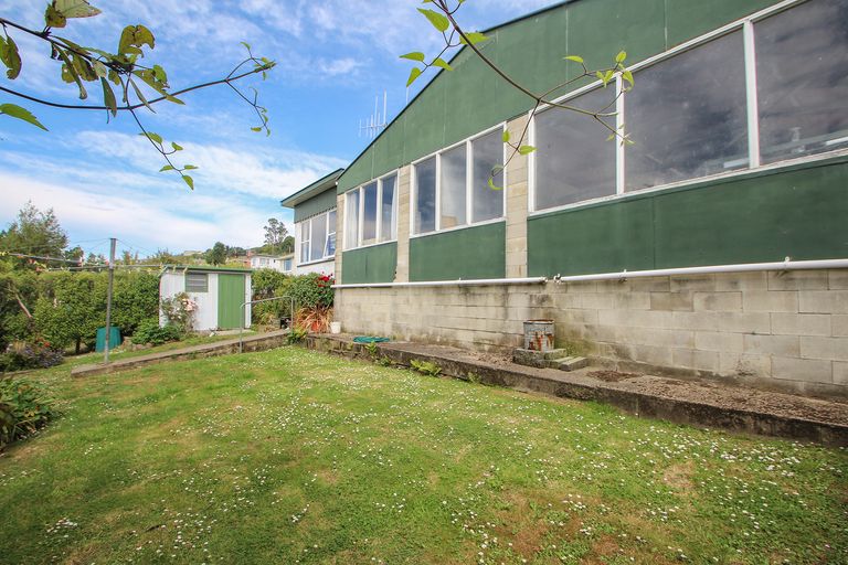 Photo of property in 27 Tay Street, Oamaru North, Oamaru, 9400