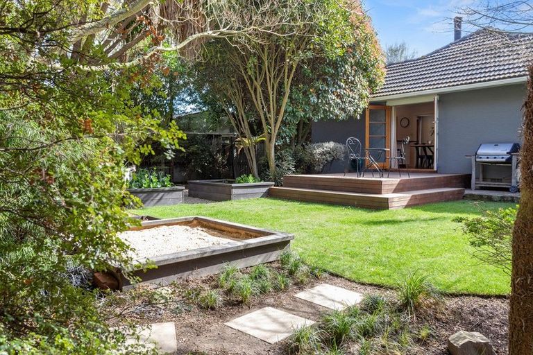 Photo of property in 202 Condell Avenue, Papanui, Christchurch, 8053