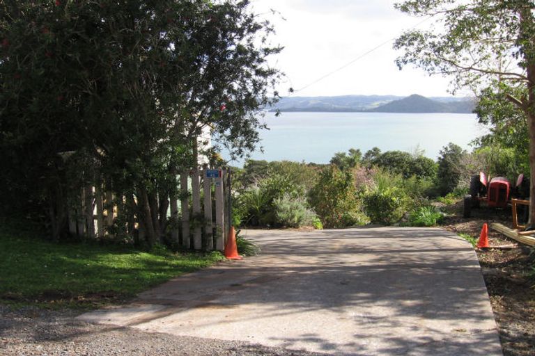 Photo of property in 46 Reotahi Road, Whangarei Heads, Whangarei, 0174