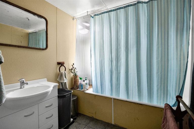 Photo of property in 23 Cornwall Street, Patea, 4520