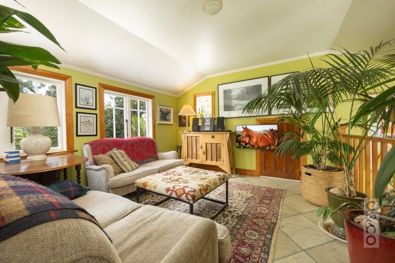 Photo of property in 218 Pomona Road, Kumeu, 0891