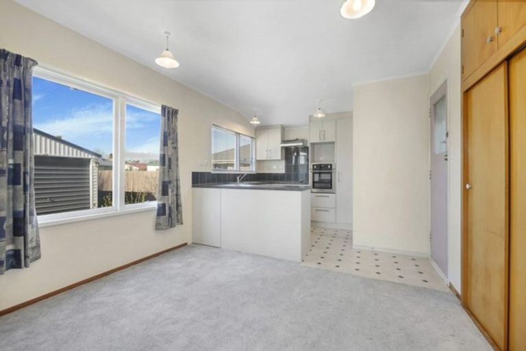 Photo of property in 36 Pensacola Crescent, Broomfield, Christchurch, 8042