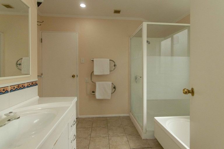 Photo of property in 527 Main North Road, Bay View, Napier, 4104